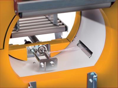 Automatic film cutting and clamping as standard